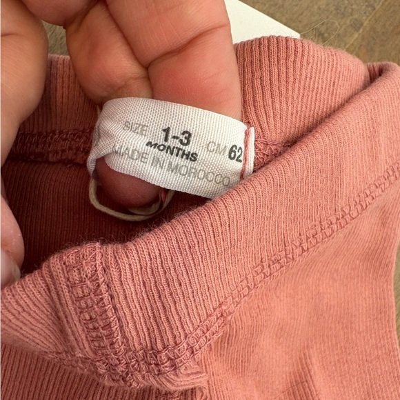 4/$20 Zara NWT Cozy Pink newborn waffle knit leggings- size 1-3 months - Picture 4 of 4